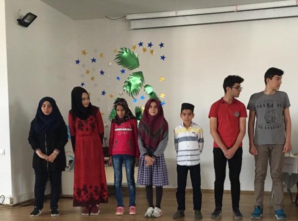 Kuranı Kerim okuma yarışmasında kızlar kategorisinde Sudenaz Yavaş  birinci, erkekler kategorisinde Enes malik  ikinci olmuştur.